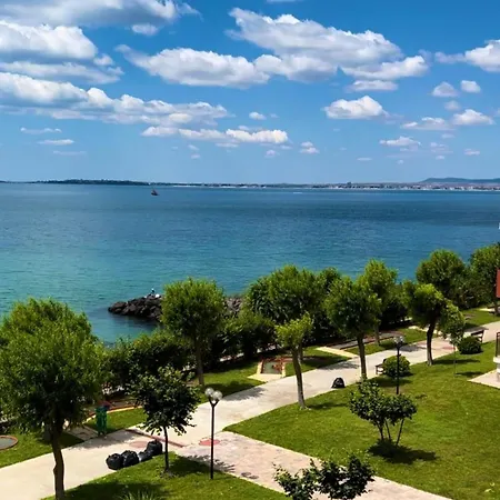 Sea View Noks Apartamento